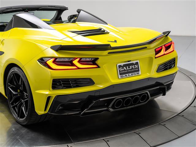 Used 2023 Chevrolet Corvette Z06 w/ Stealth Interior Trim Package image 47