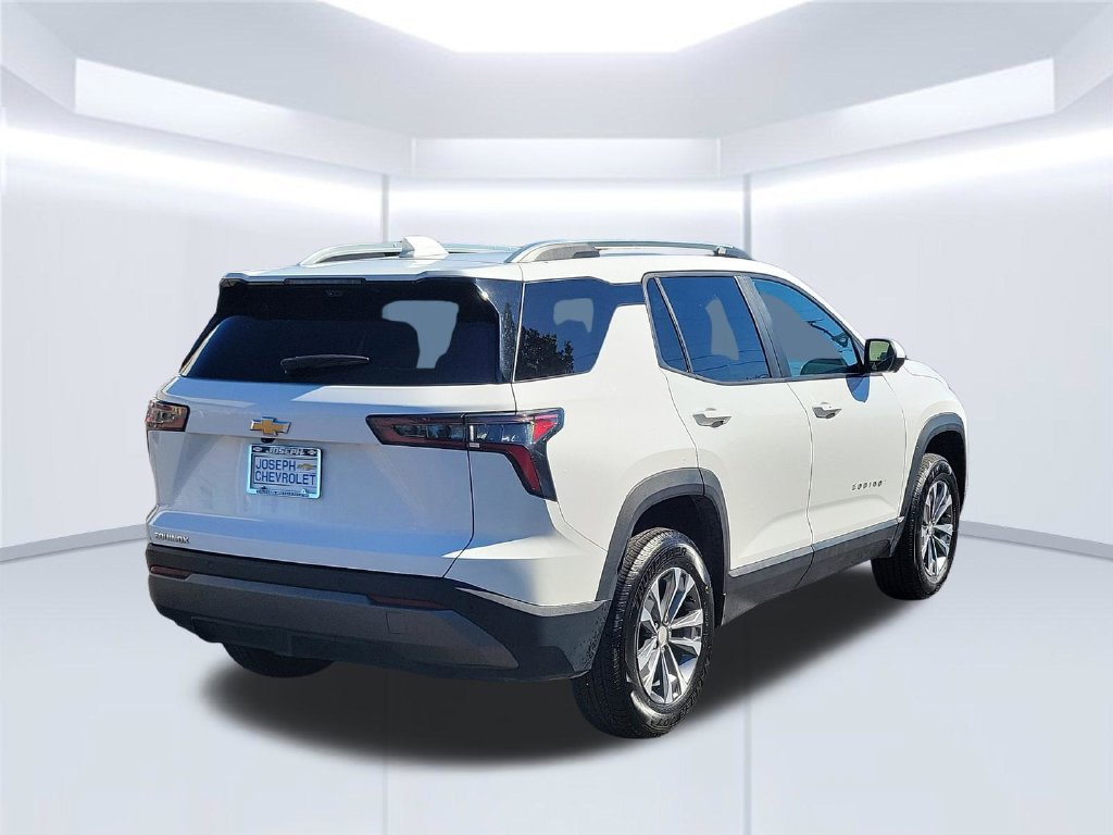 Used 2025 Chevrolet Equinox LT w/ Convenience Package II FWD image 6
