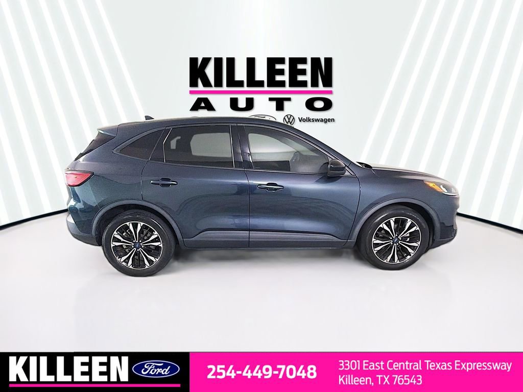 Used 2022 Ford Escape SE w/ SE Sport Appearance Package FWD image 9