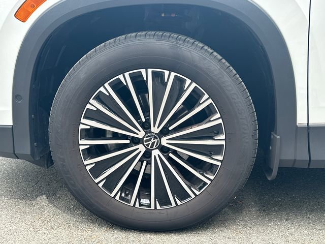 Certified 2025 Volkswagen Tiguan S image 25