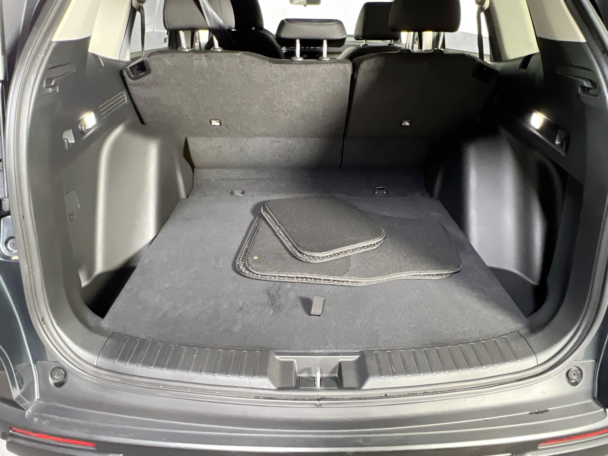 Used 2023 Honda CR-V EX image 25