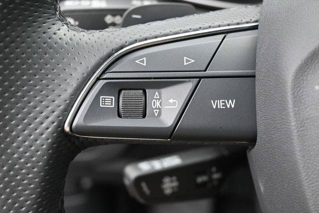 Used 2024 Audi Q5 2.0T Prestige w/ Prestige Package AWD/4WD image 17