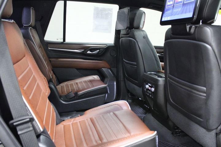 Used 2023 GMC Yukon Denali Ultimate image 32