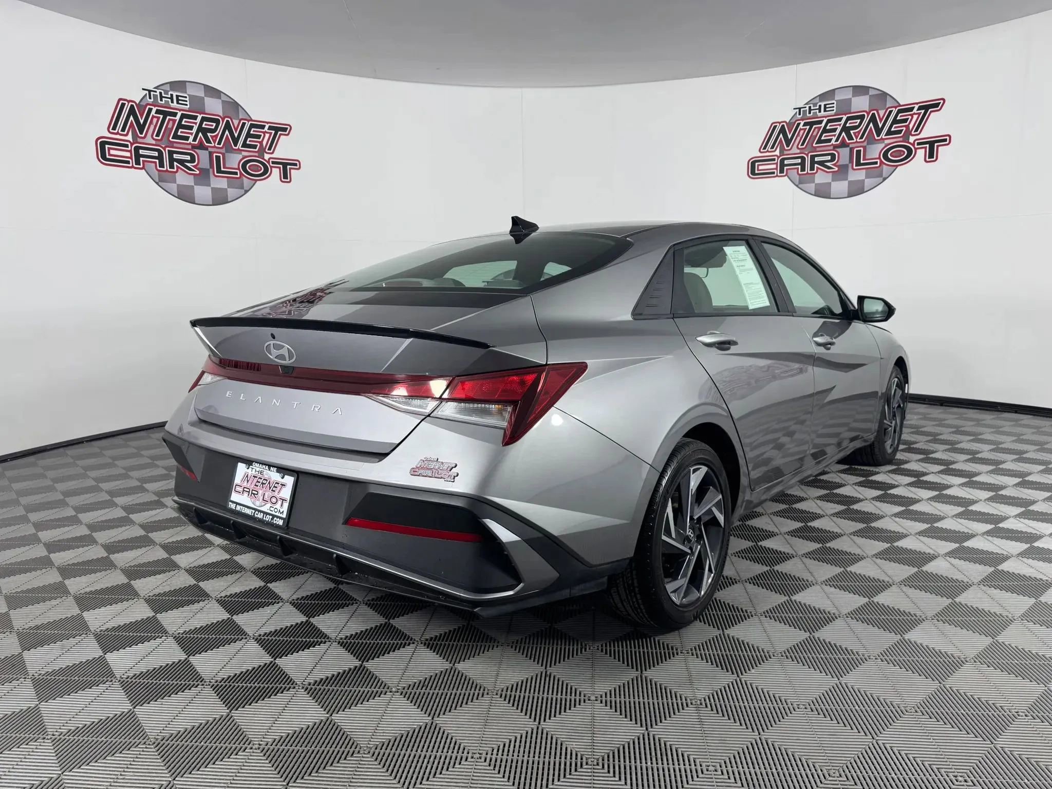 Used 2025 Hyundai Elantra Sport FWD image 7