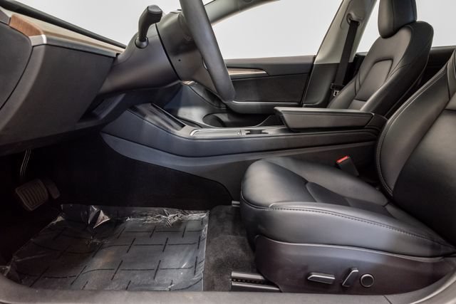 Used 2023 Tesla Model 3 Standard Range RWD image 12