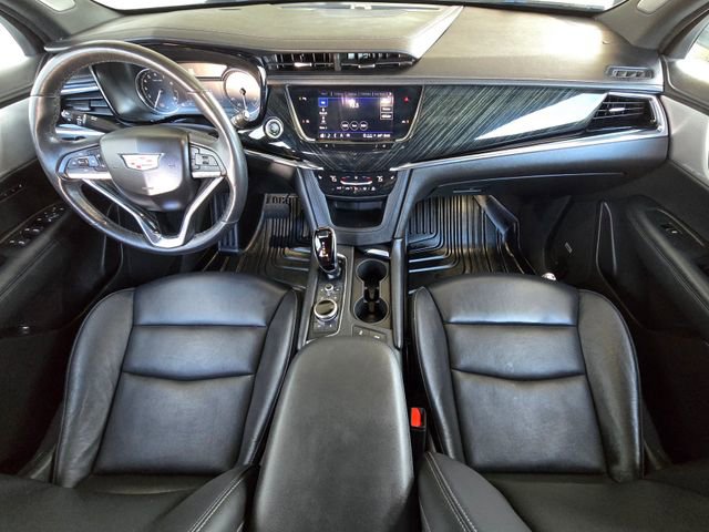 Used 2022 Cadillac XT6 Premium Luxury FWD image 9