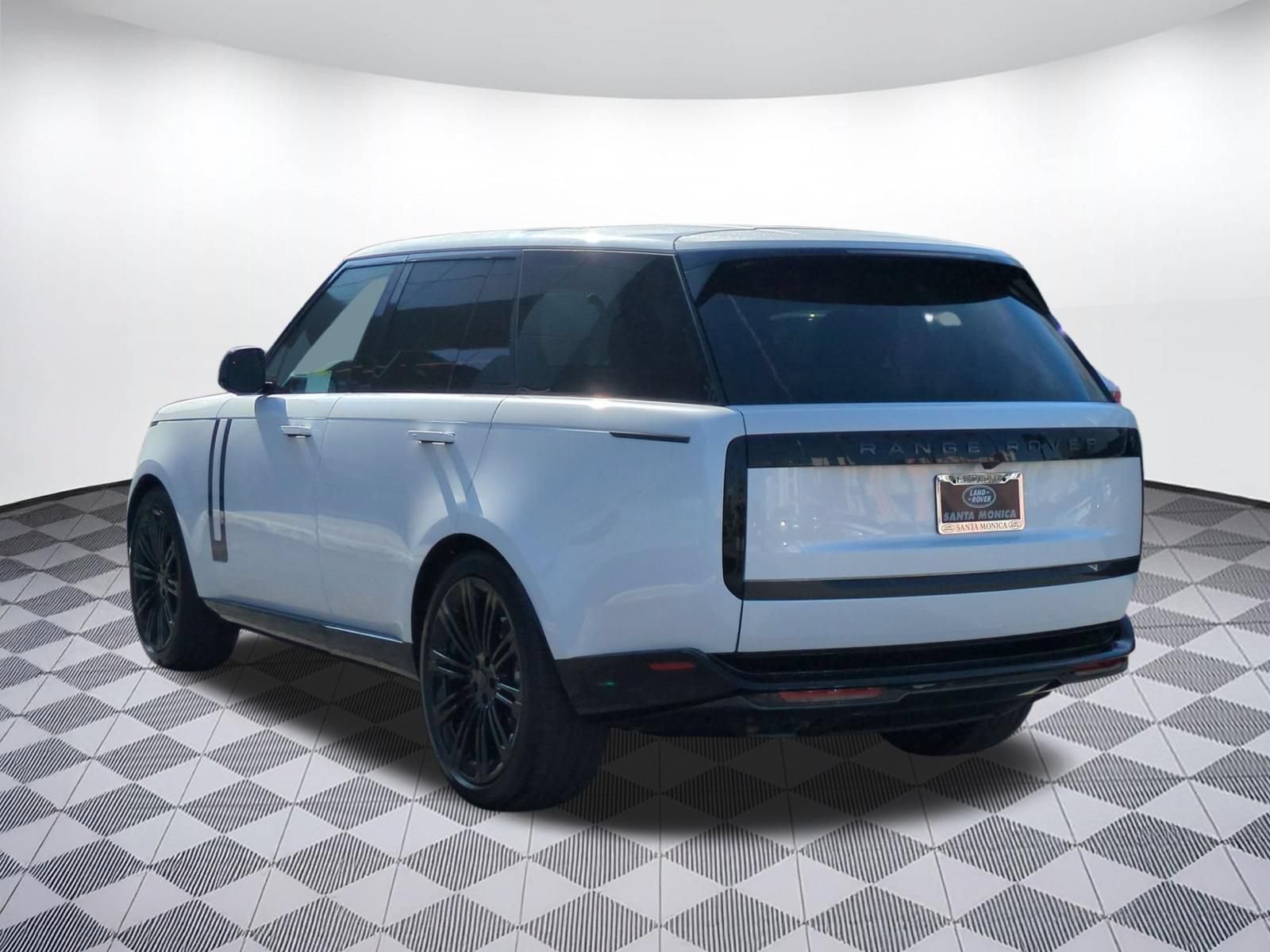 New 2026 Land Rover Range Rover SE AWD/4WD image 3