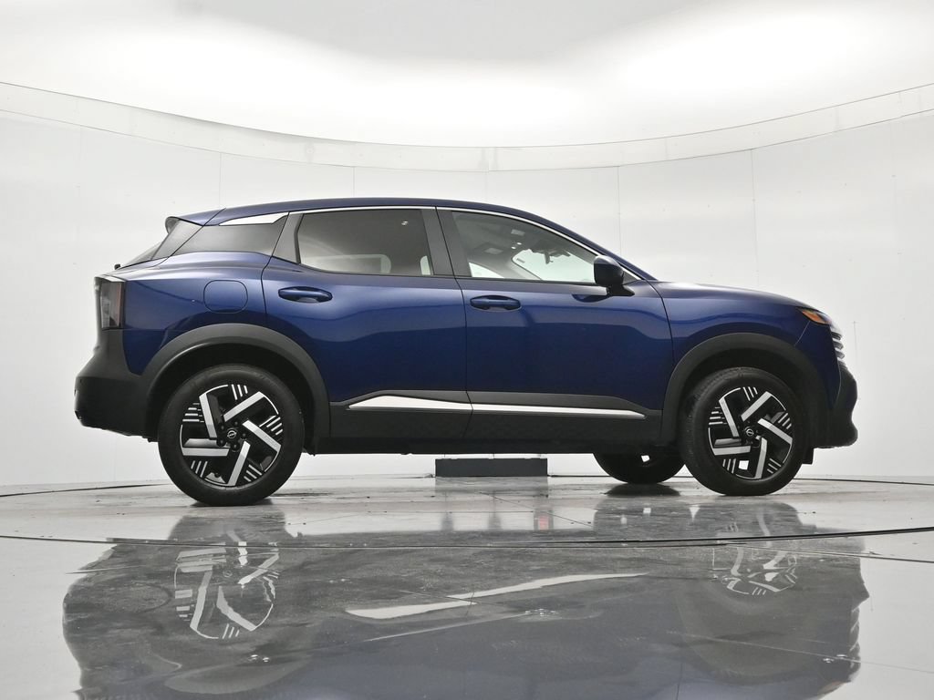 Used 2025 Nissan Kicks SV FWD image 39