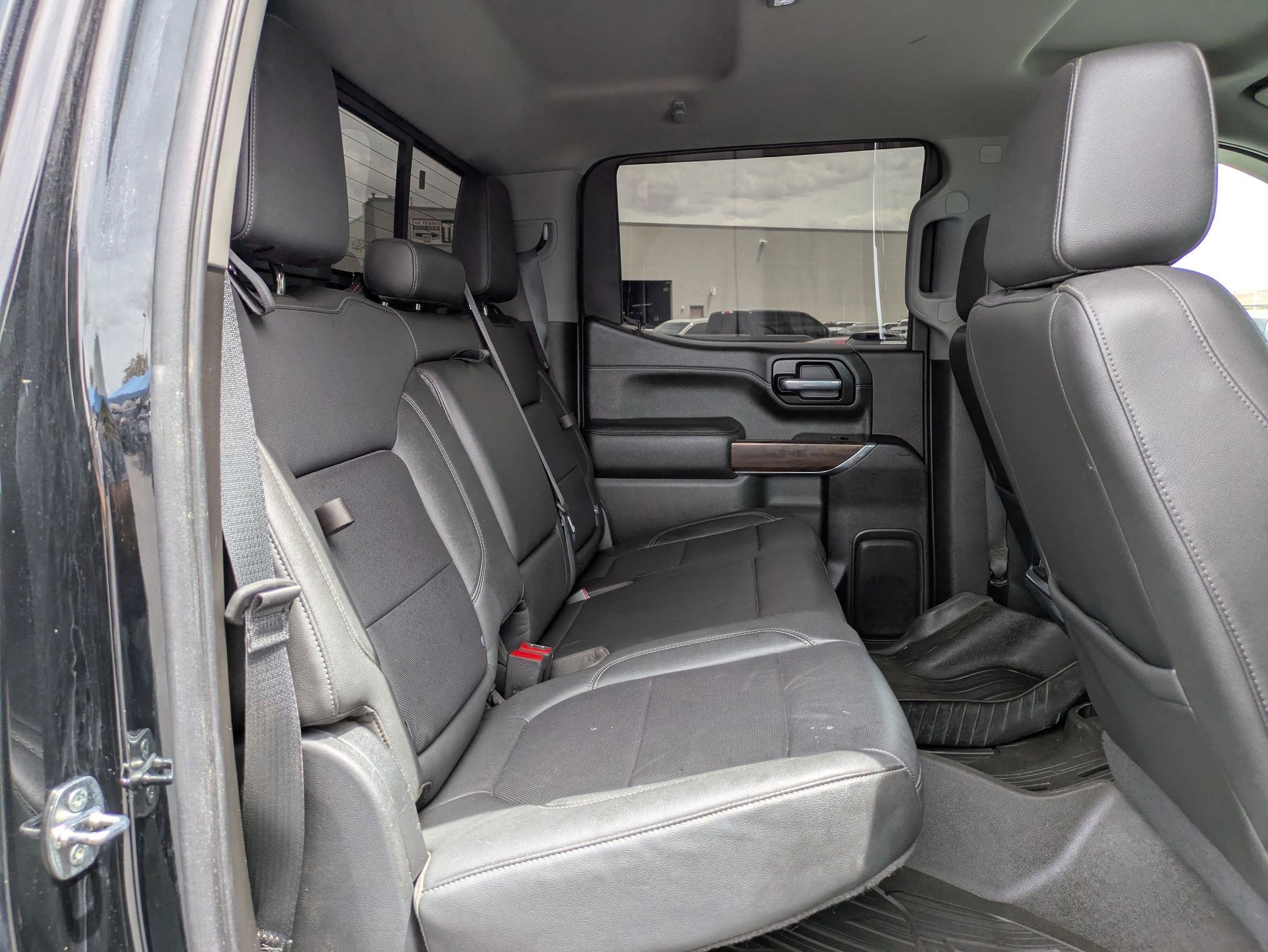 Used 2021 GMC Sierra 1500 SLT w/ SLT Convenience Package AWD/4WD image 29