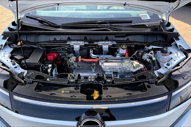 New 2026 Nissan Leaf Platinum+ w/ Cargo Package (Platinum+) image 11