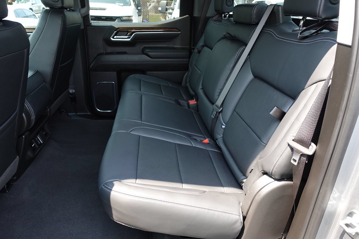 Used 2025 GMC Sierra 1500 Elevation AWD/4WD image 24
