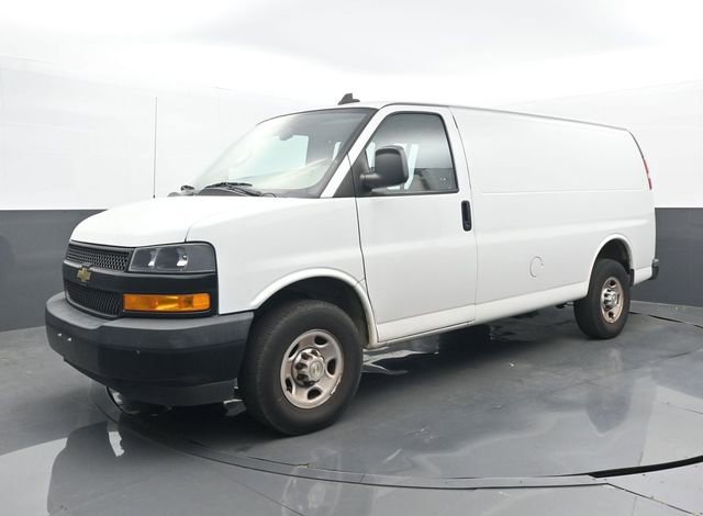 Used 2020 Chevrolet Express 2500 w/ Driver Convenience Package RWD image 8