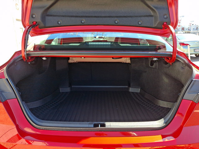 Used 2026 Toyota Camry XLE w/ Premium Plus Package image 31