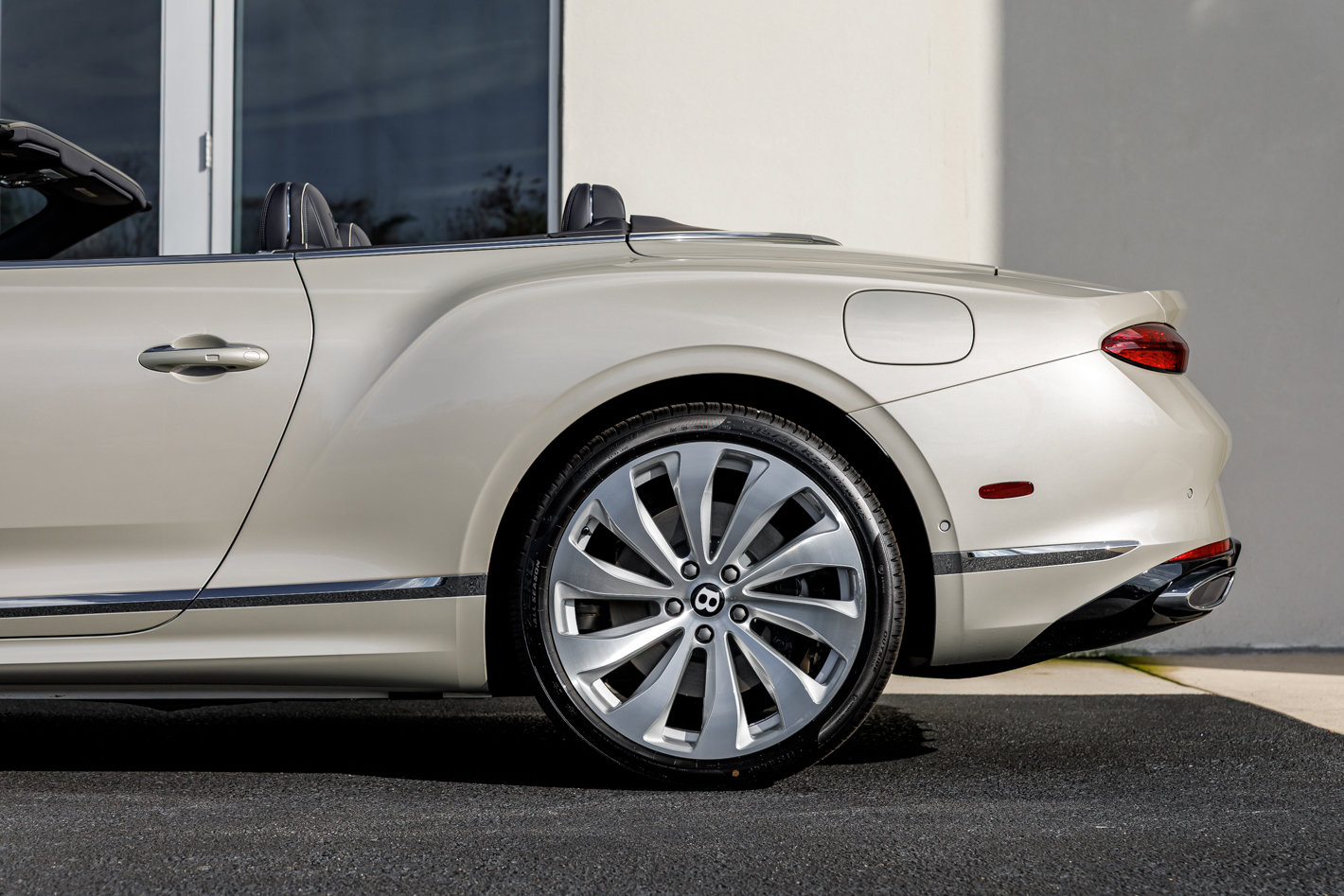 New 2026 Bentley Continental GTC image 13