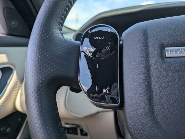 Used 2020 Land Rover Range Rover Velar S image 30