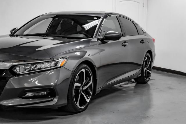 Used 2019 Honda Accord Sport image 11