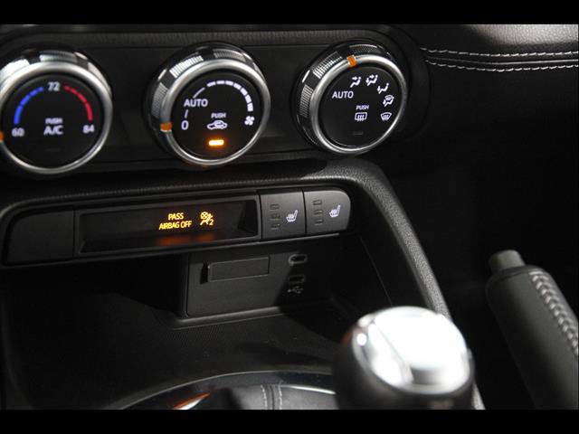 Certified 2025 MAZDA MX-5 Miata Grand Touring RWD image 15