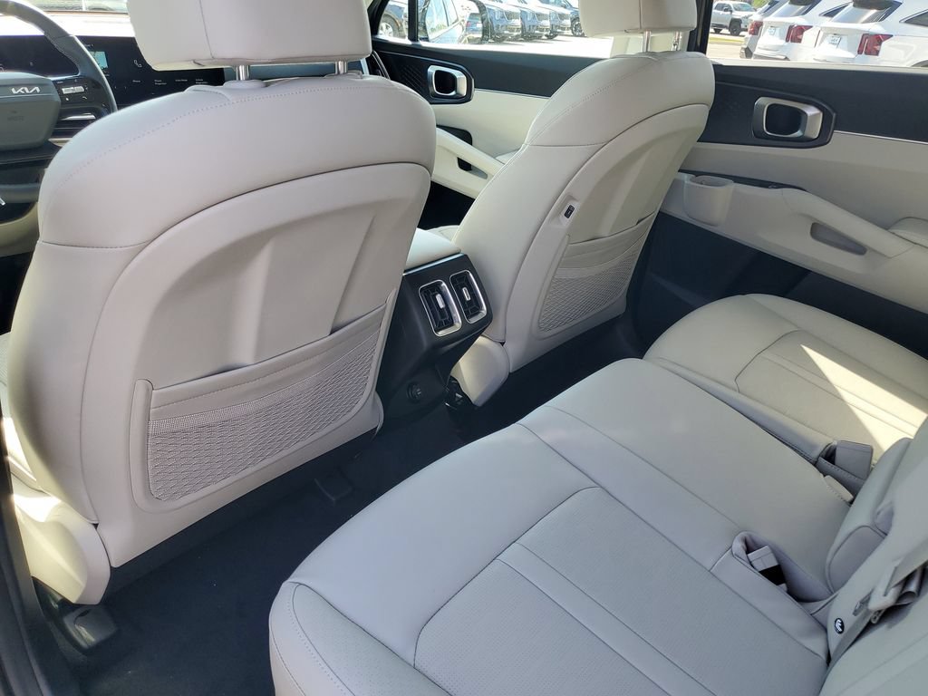 New 2026 Kia Sorento S w/ S Panoramic Sunroof Package FWD image 22