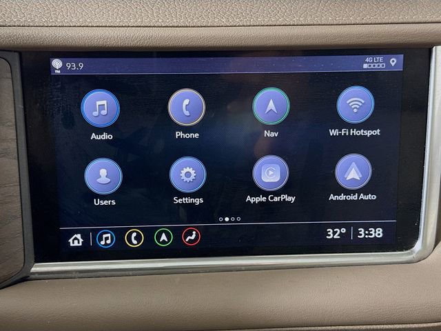 Used 2021 GMC Yukon Denali w/ Denali Premium Package image 14