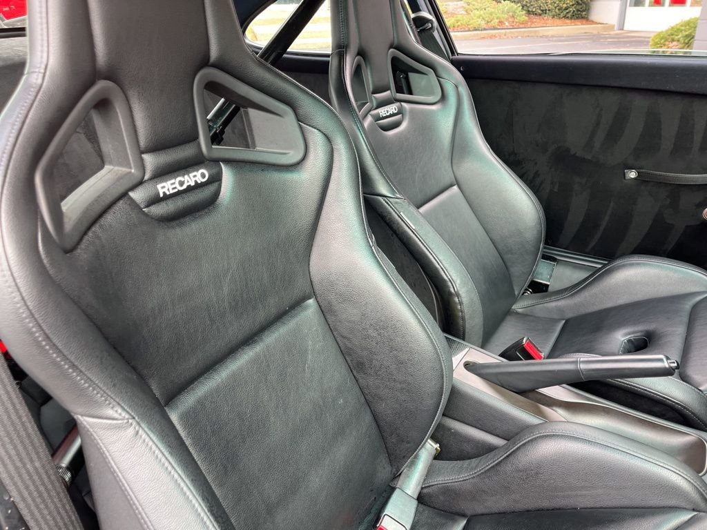 Used 1995 Porsche 911 Carrera 4 image 36