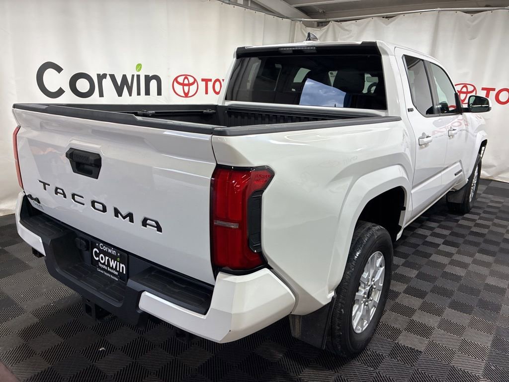 Used 2024 Toyota Tacoma SR5 AWD/4WD image 8