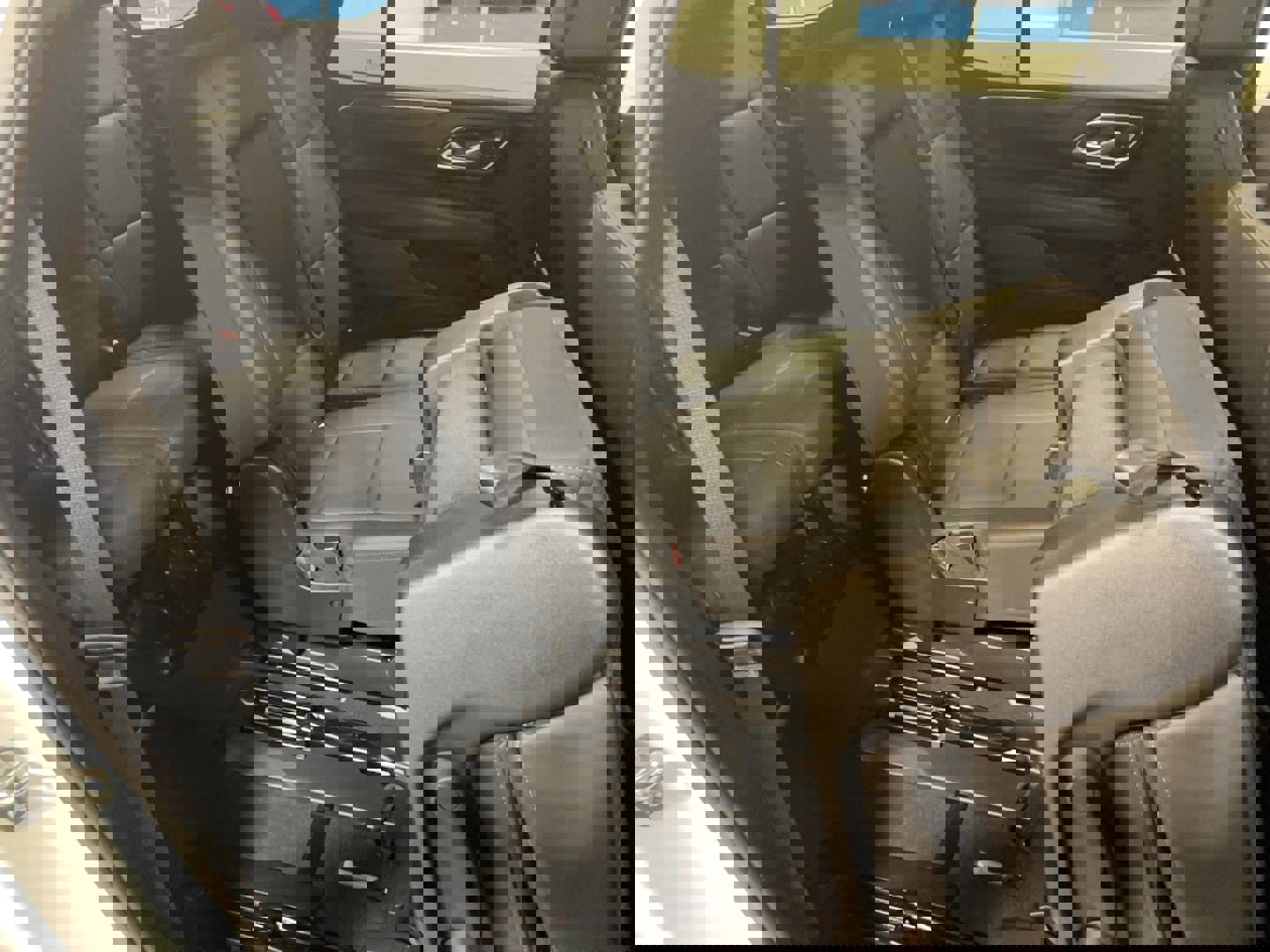 Used 2022 Chevrolet Tahoe LT w/ LT Signature Plus Package image 26