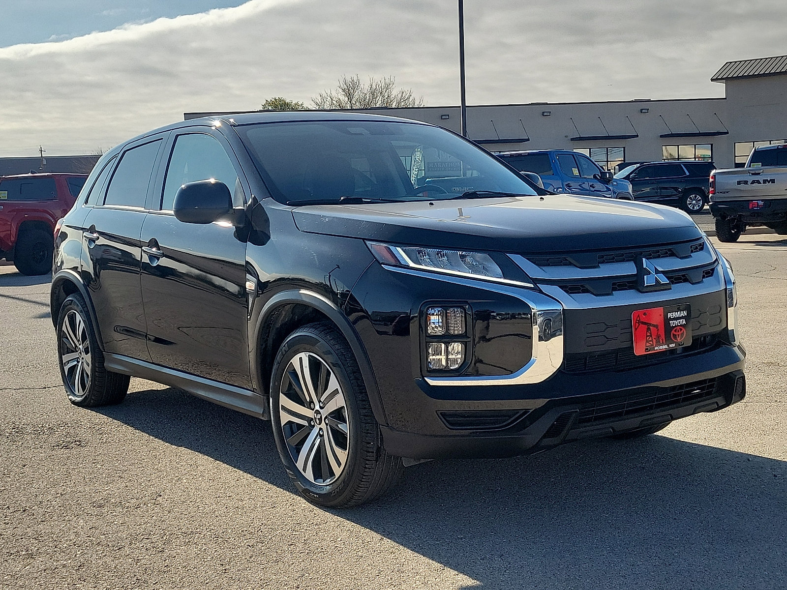 Used 2024 Mitsubishi Outlander Sport ES image 6