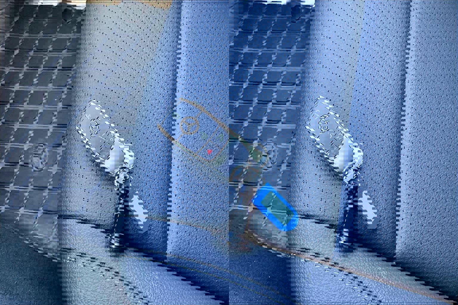 Used 2025 Mercedes-Benz GLE 350 4MATIC image 15