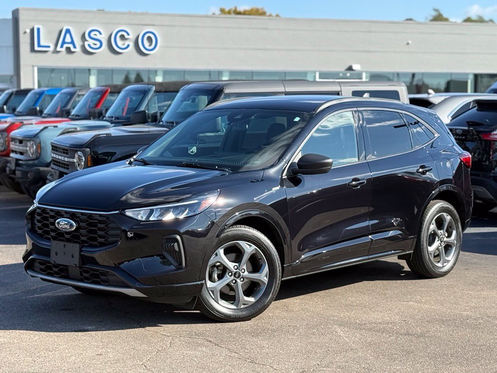 Used 2023 Ford Escape ST-Line w/ Tech Pack #1 AWD/4WD 360° Tour