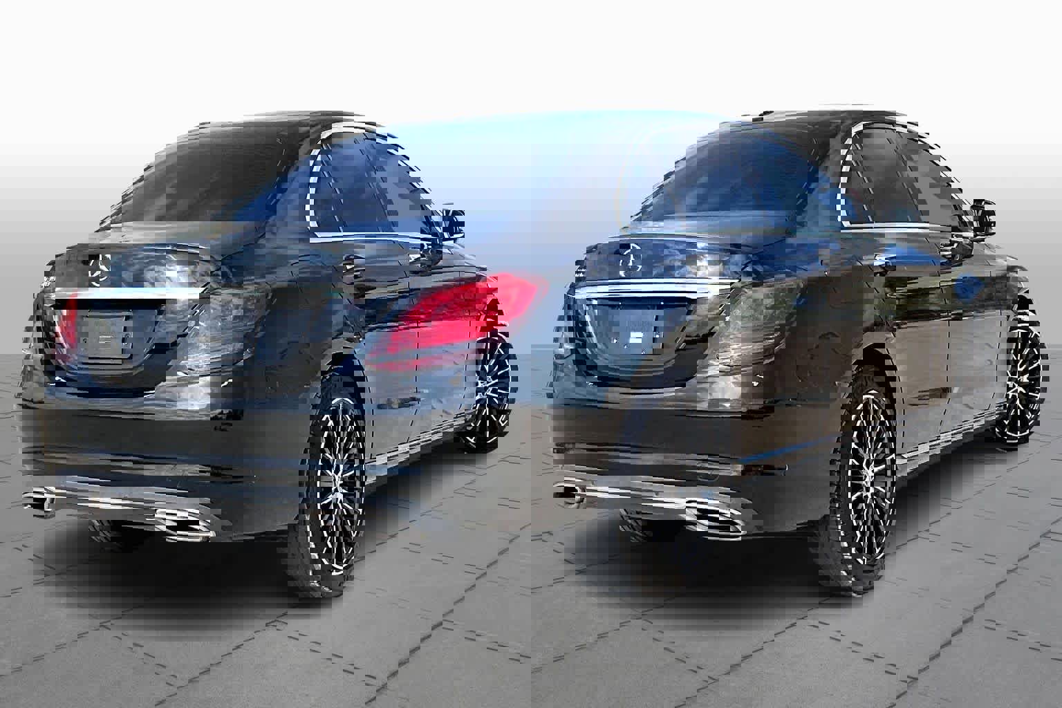 Used 2021 Mercedes-Benz C 300 Sedan image 13