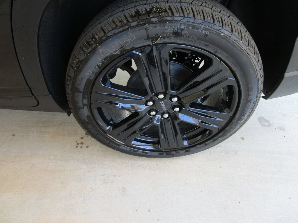 New 2027 GMC Acadia Elevation w/ Black Edition FWD image 10