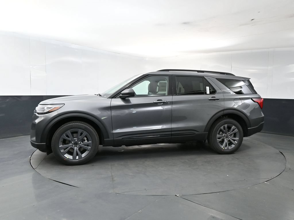 New 2026 Ford Explorer Active w/ Active Comfort Package AWD/4WD image 2