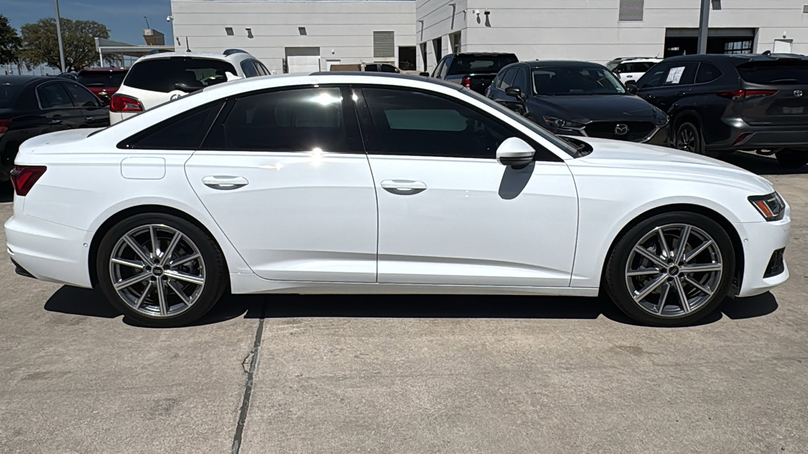 Used 2025 Audi A6 2.0T Premium w/ Convenience Plus Package image 8