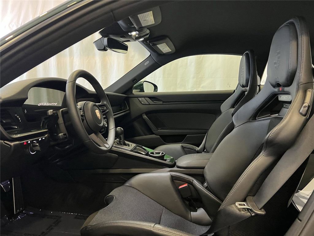 Certified 2026 Porsche 911 GT3 w/ Chrono Package RWD image 5