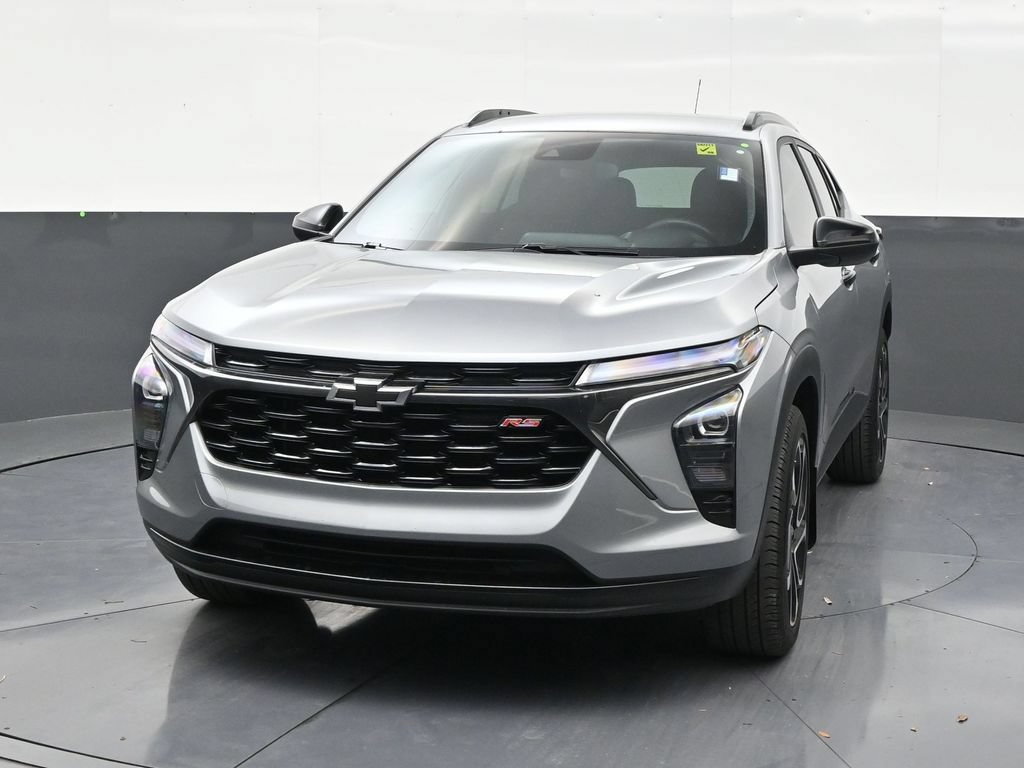 Used 2024 Chevrolet Trax RS w/ Driver Confidence Package FWD image 8