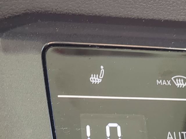 Certified 2024 Volkswagen Tiguan SE FWD image 25