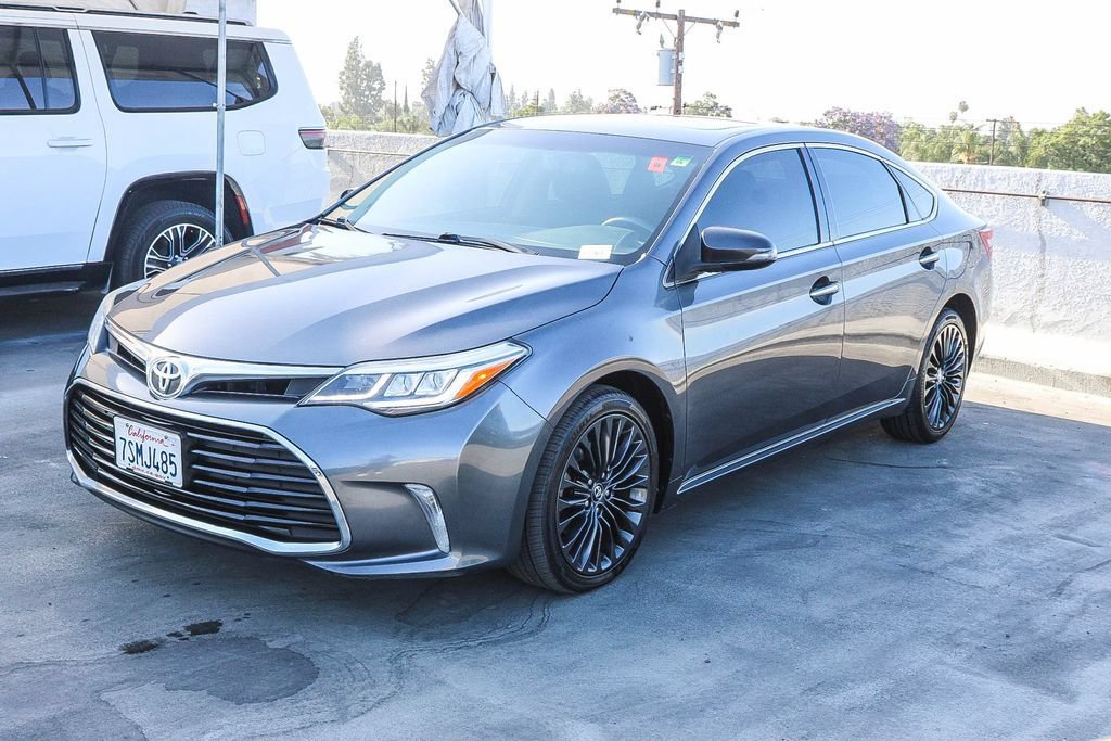 Used 2016 Toyota Avalon Touring w/ Preferred Accessory Package FWD image 4