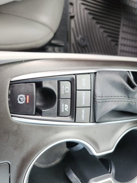 Certified 2023 Toyota Camry XLE image 21