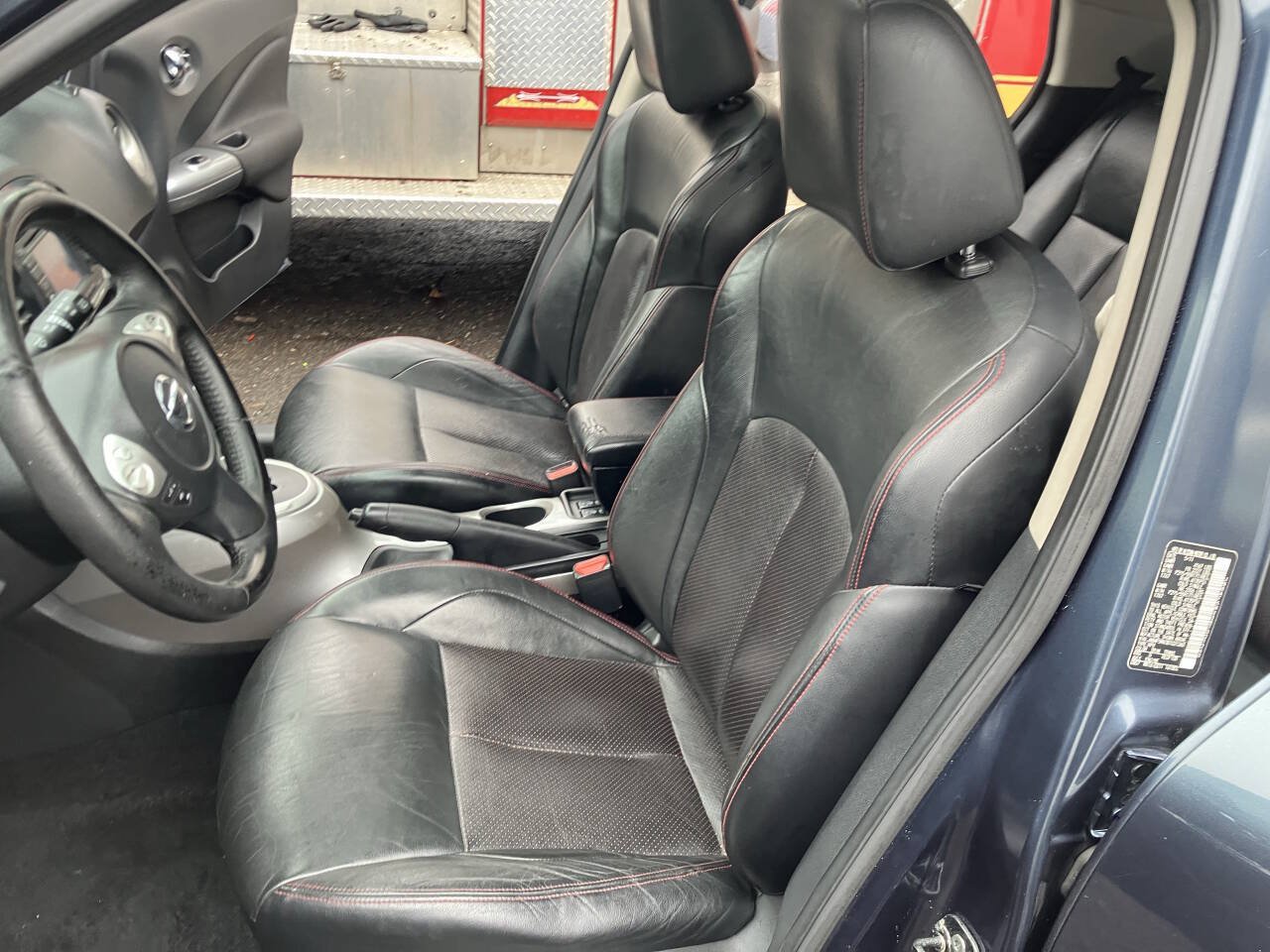 Used 2011 Nissan Juke SL AWD/4WD image 27
