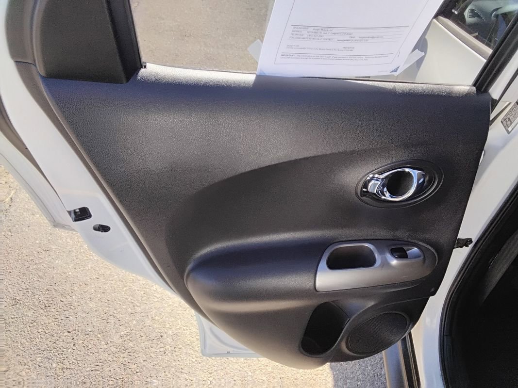 Used 2014 Nissan Juke SL AWD/4WD image 19