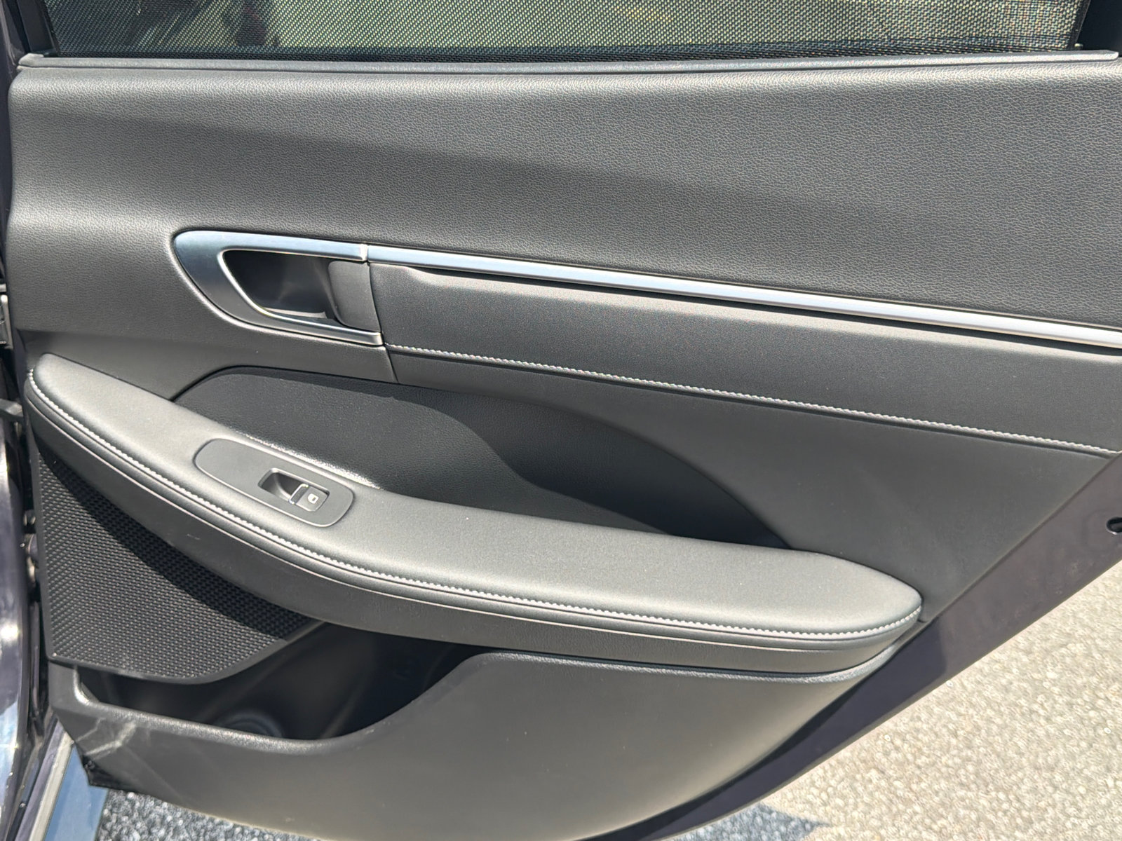 Certified 2025 Hyundai Sonata Limited FWD image 17