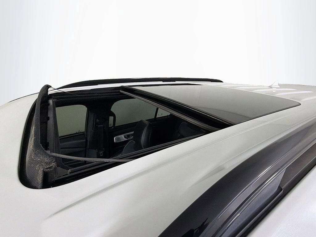 Used 2020 Ford Explorer ST w/ ST Street Pack image 15