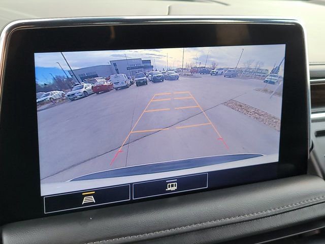 Used 2021 Chevrolet Suburban LT image 17