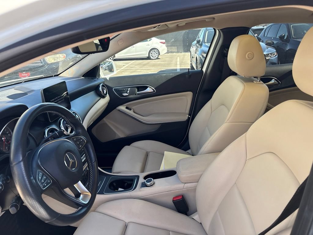 Used 2020 Mercedes-Benz GLA 250 image 11