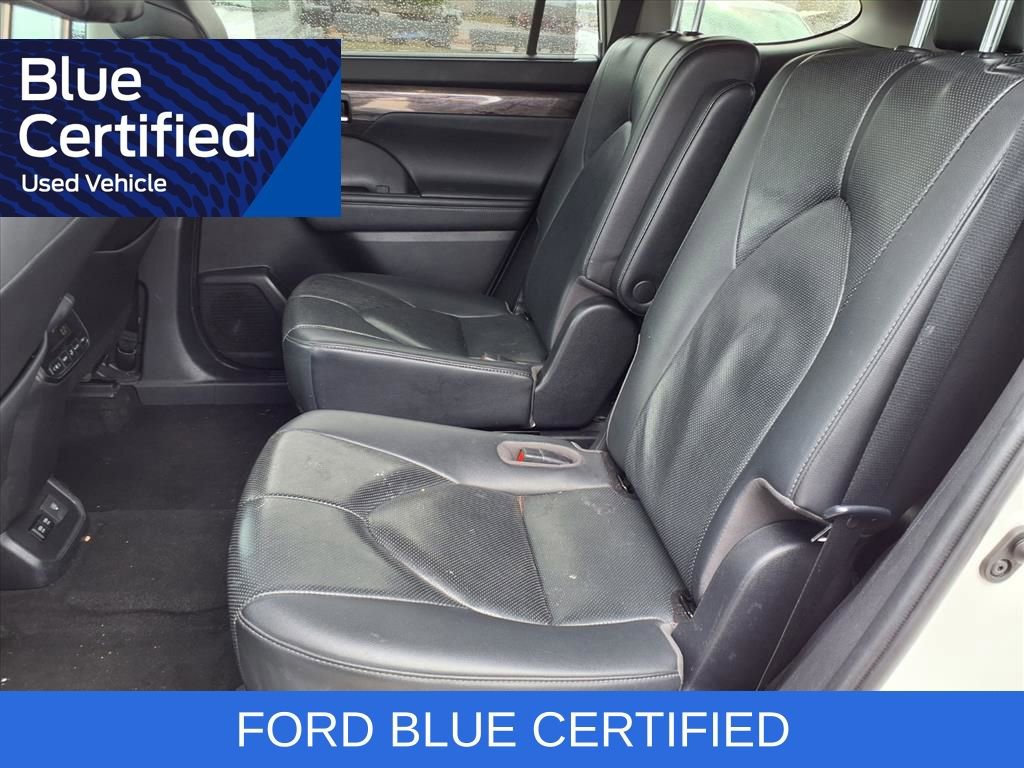 Used 2020 Toyota Highlander Limited FWD image 28