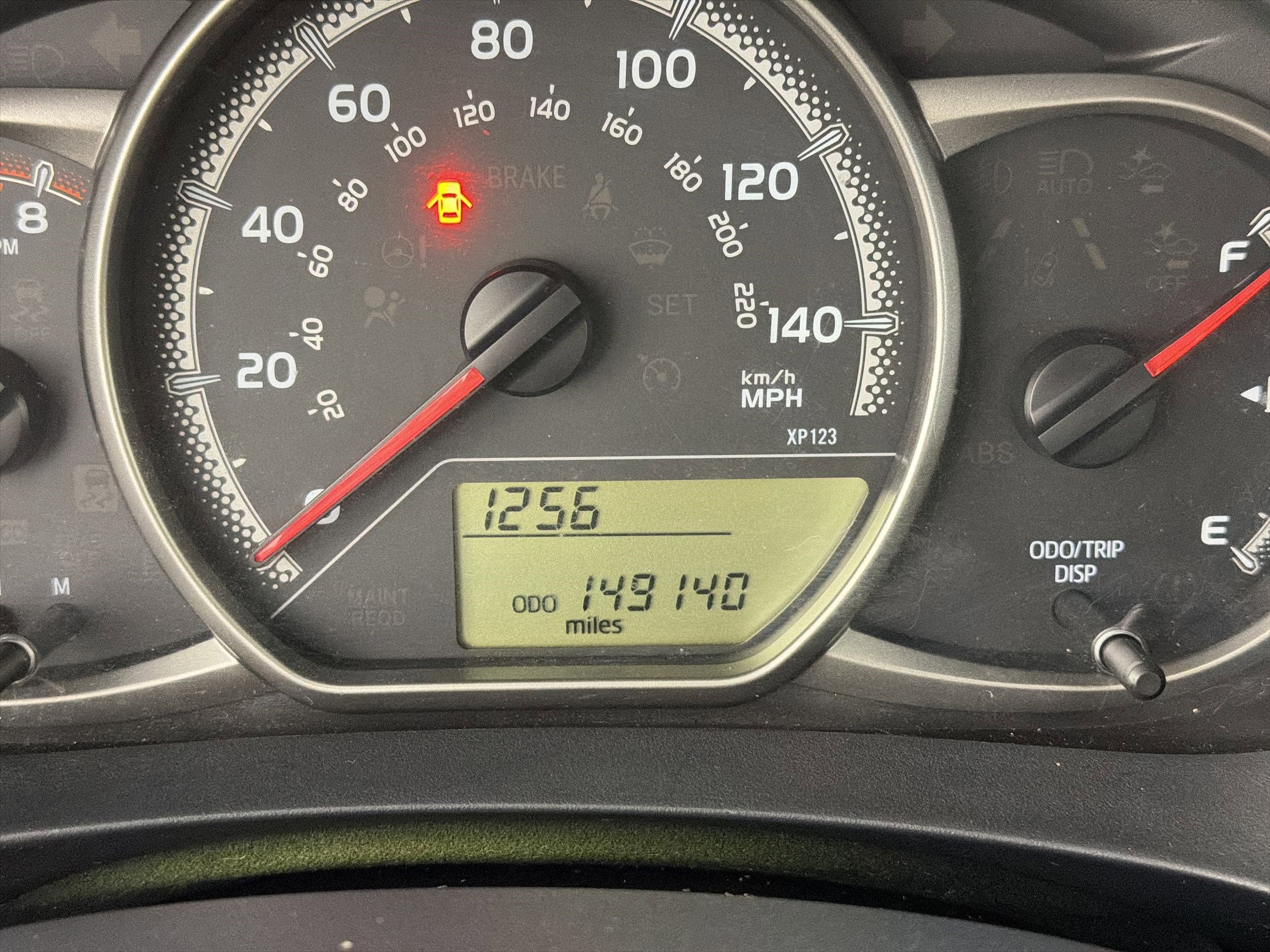 Used 2017 Toyota Yaris L w/ Carpet Mat Package image 19