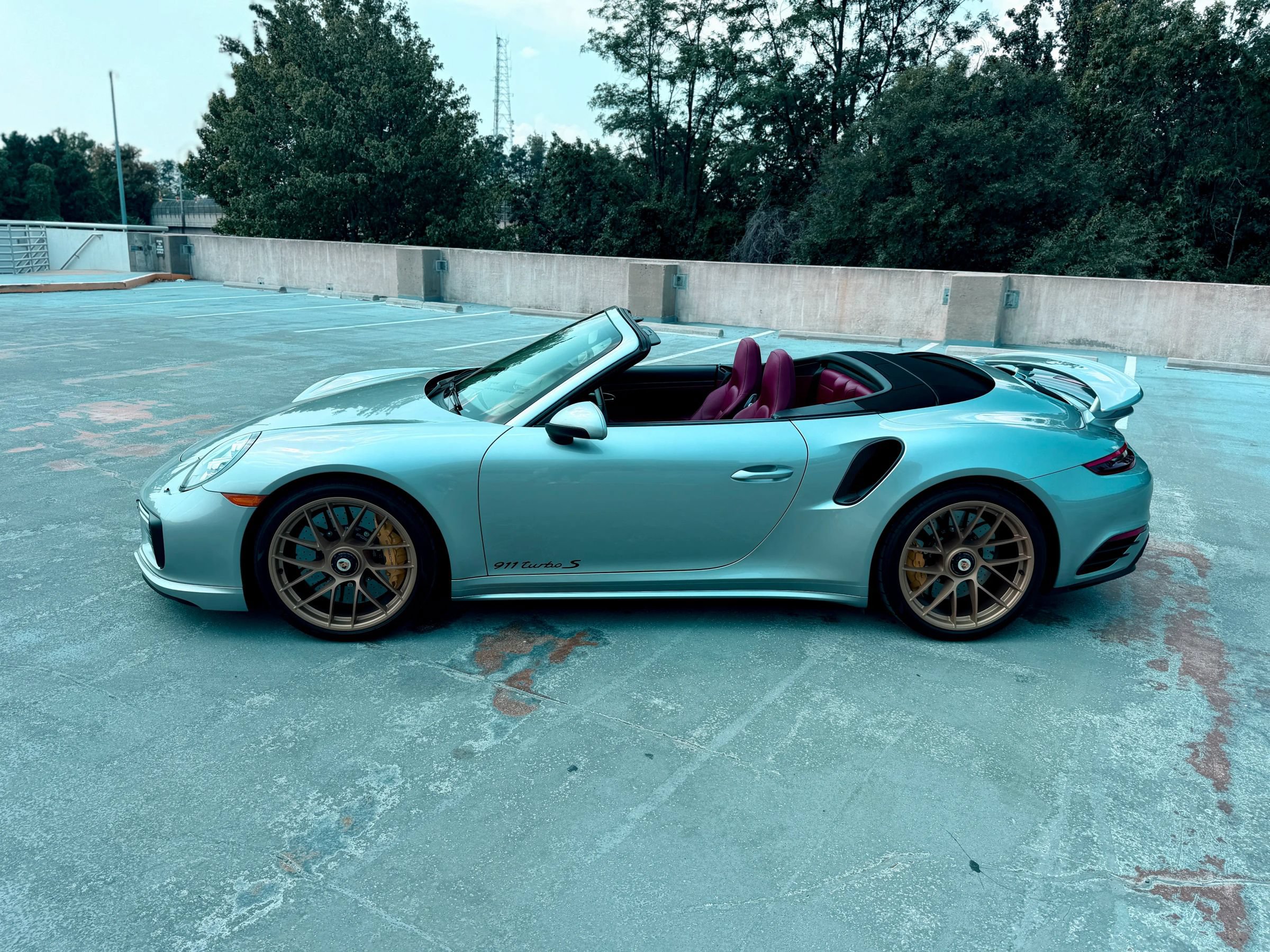 Used 2017 Porsche 911 Turbo S AWD/4WD image 6