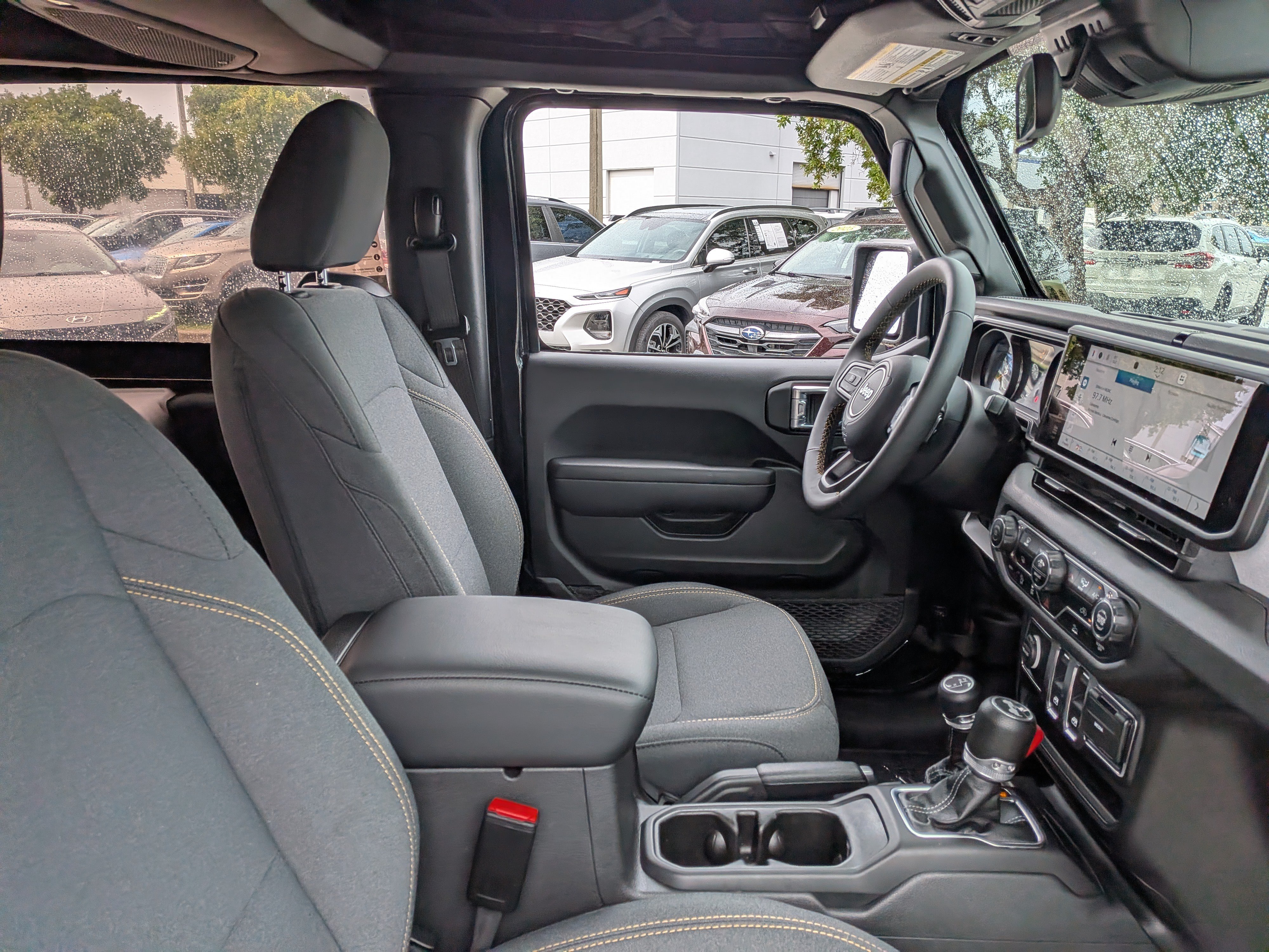 Used 2024 Jeep Wrangler Sport AWD/4WD image 15