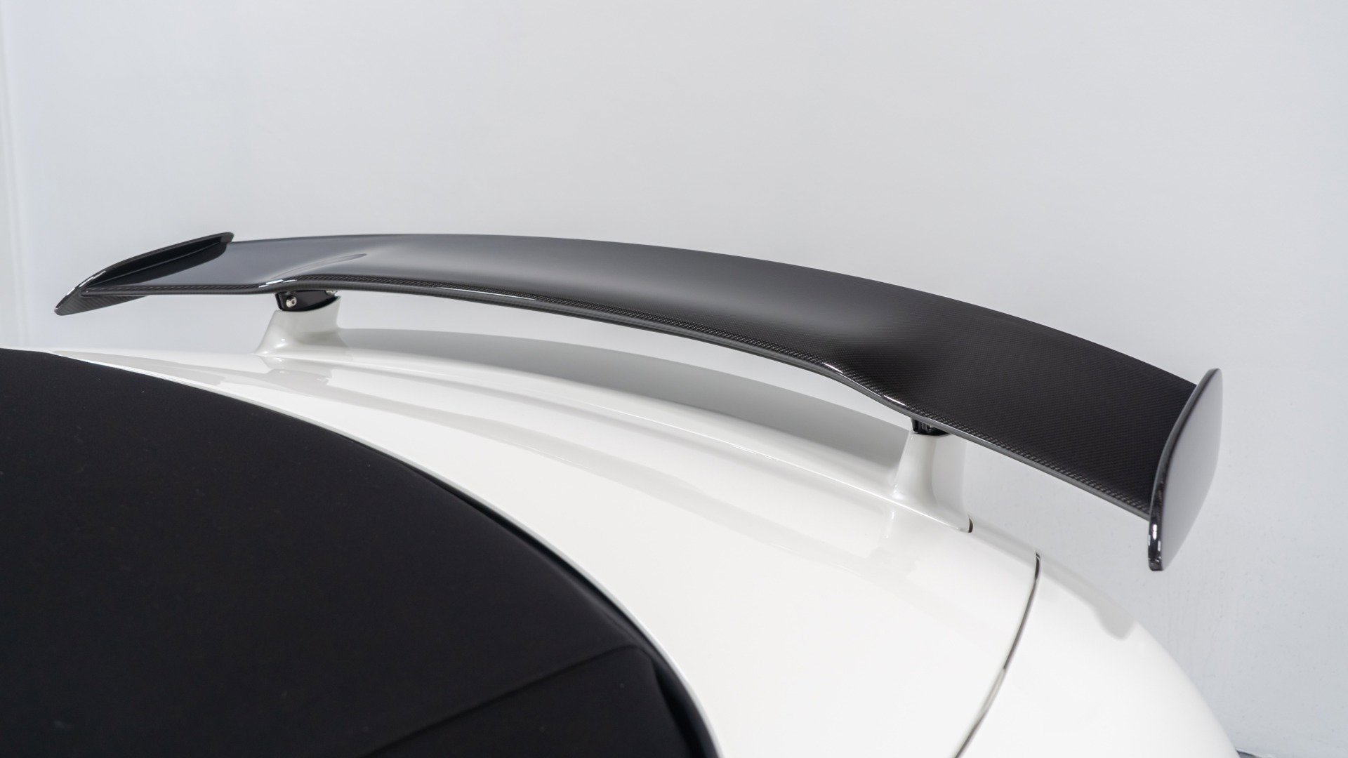 Used 2020 Mercedes-Benz AMG GT R image 31