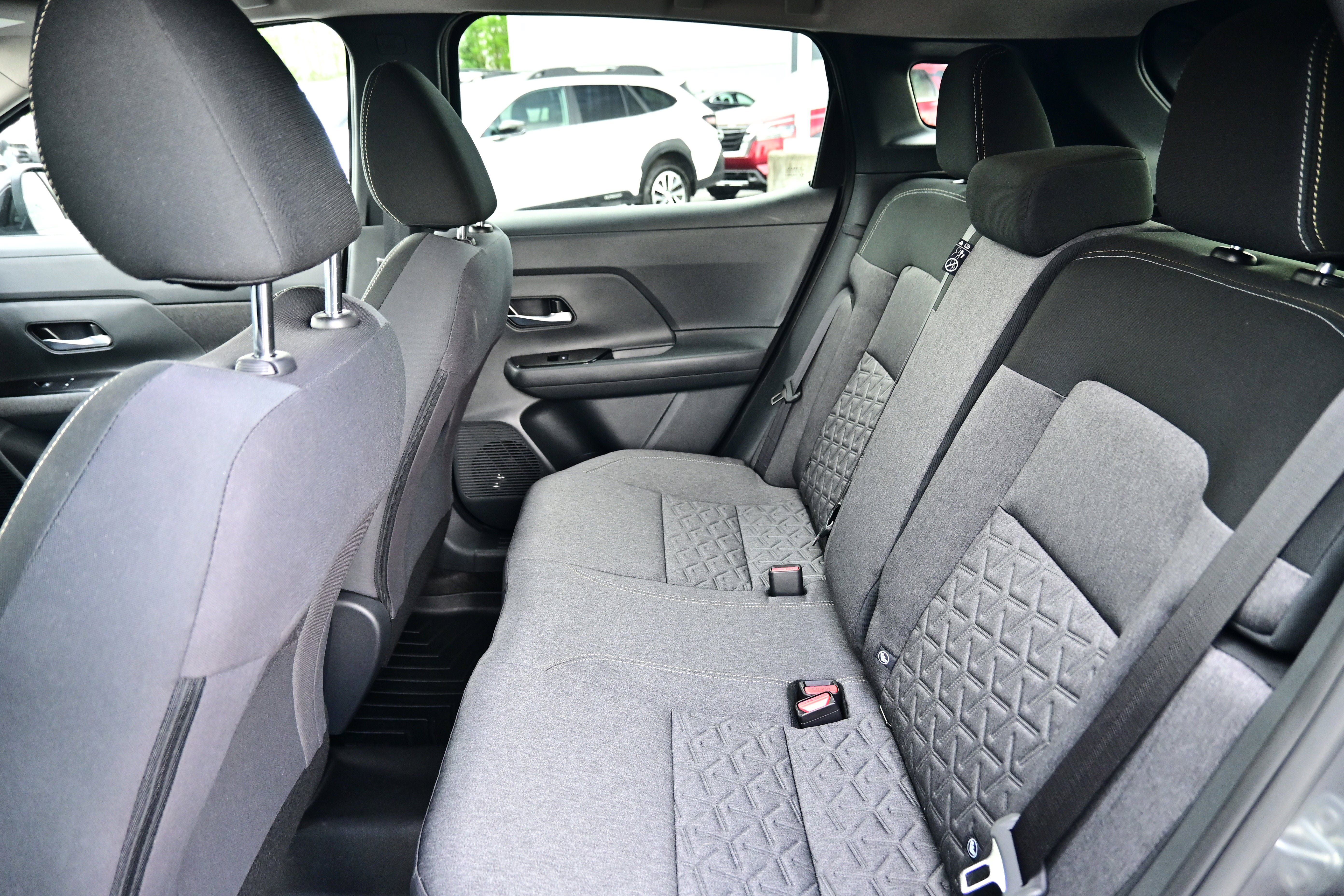 Certified 2026 Nissan Kicks SV w/ SV Premium Package AWD/4WD image 15